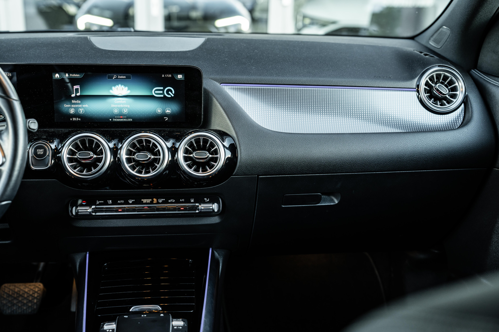 Mercedes-Benz EQA 350 4MATIC Luxury Line 67 kWh: foto 21