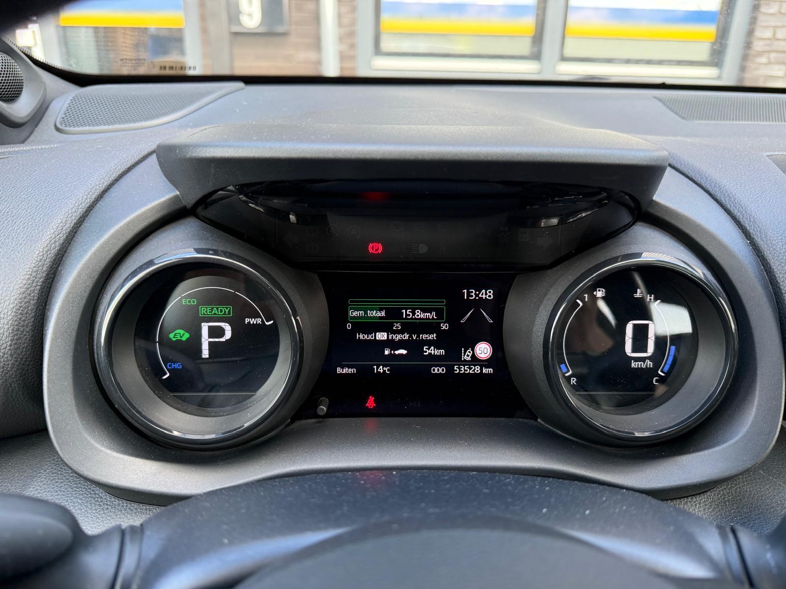 Toyota Yaris 1.5 Hybrid Launch Edition: foto 43