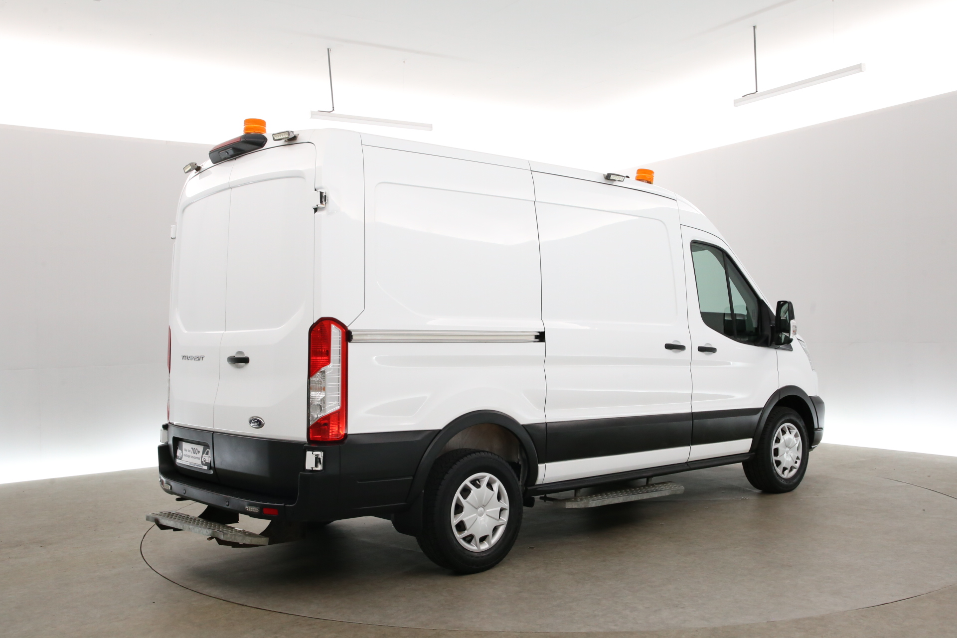 Ford Transit 2.0 TDCI L2H2: foto 28
