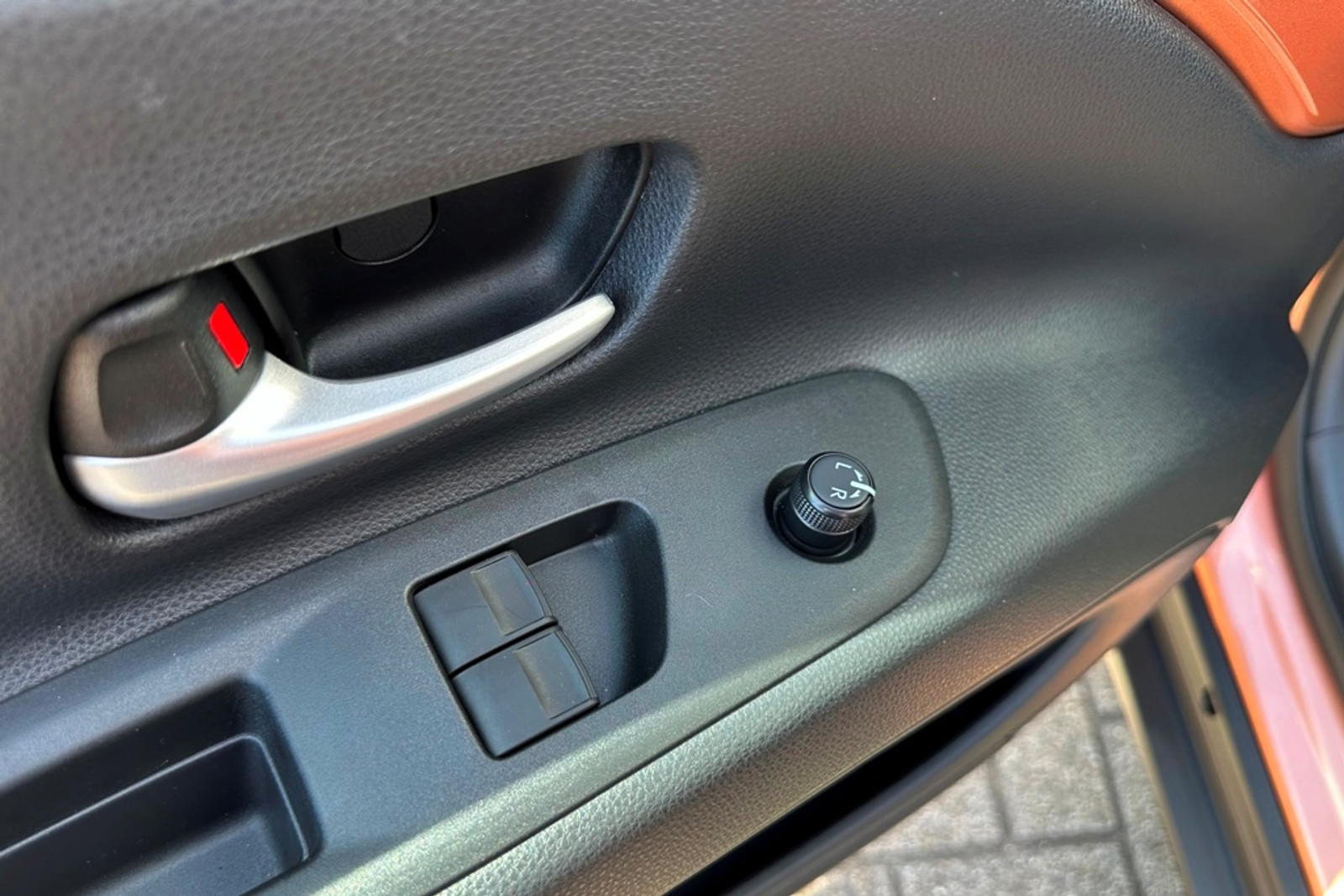 Toyota Aygo X Hybrid 115 Lounge Vouwdak / JBL / Bi-Tone: foto 31